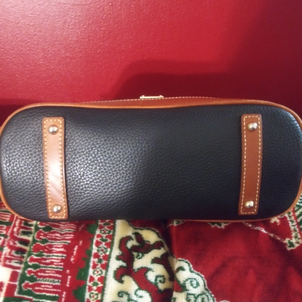 Purse - Picture 3 of 4